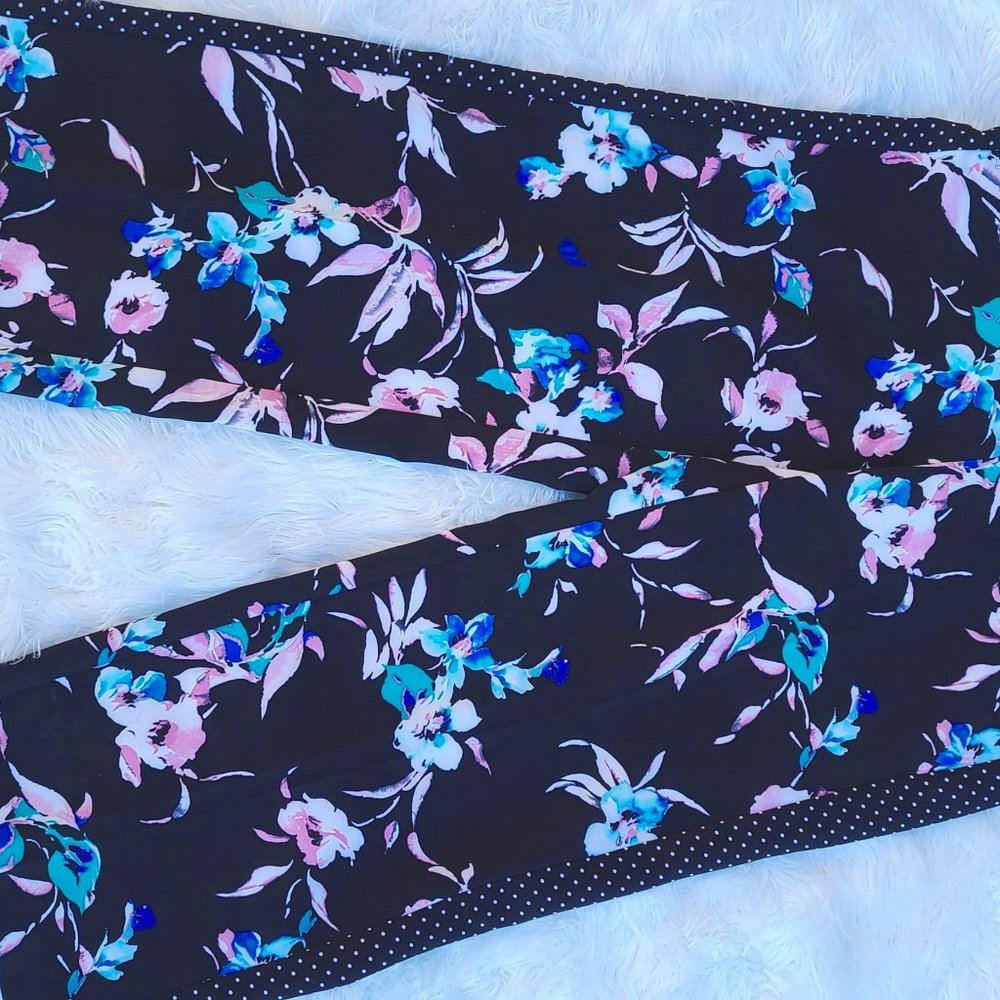 Lane Bryant Beautiful floral trouser pants Size 14/16